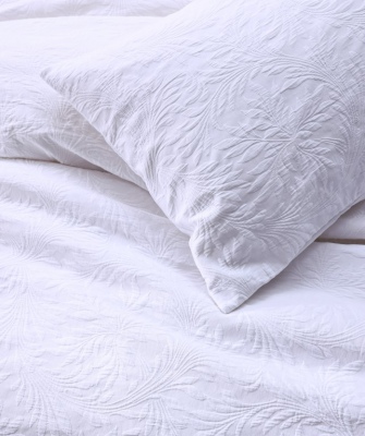 Sophia Matelasse White Super King Duvet Set