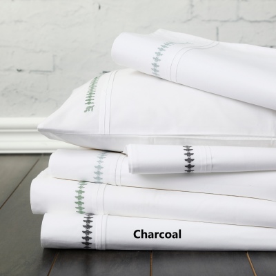 French Bee 250Tc Cotton White/Char Queen Sheet Set