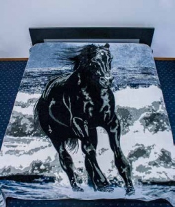Marlborough Black Horse & Check Mink Blanket 200X2