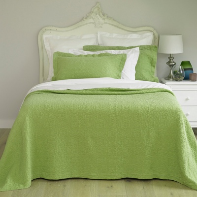Baksana Serenity Bedspread Sweet Pea King