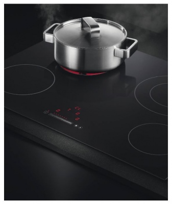 F&P Touch & Slide 75Cm 4 Zone Electric Cooktop