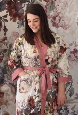 Lizzy Kimono Large/X-Large 300 Thread Cotton Satee